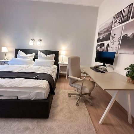 Modern City Apt. -With 2 Tv, Netflix And Work Desk 埃森 外观 照片