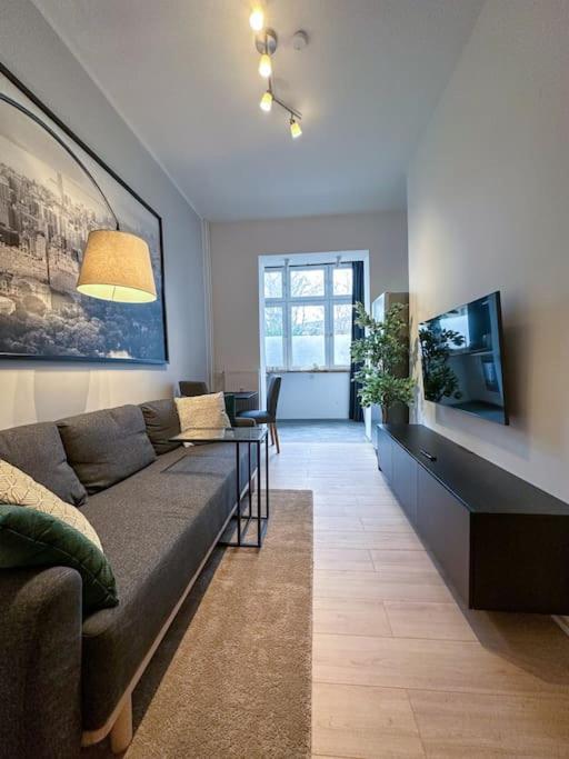 Modern City Apt. -With 2 Tv, Netflix And Work Desk 埃森 外观 照片